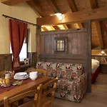 Hotel apartamentowy Lo Peyo 3*