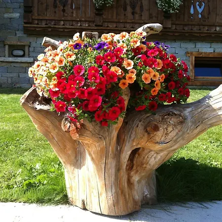 Lo Peyo Lejlighedshotel Champoluc