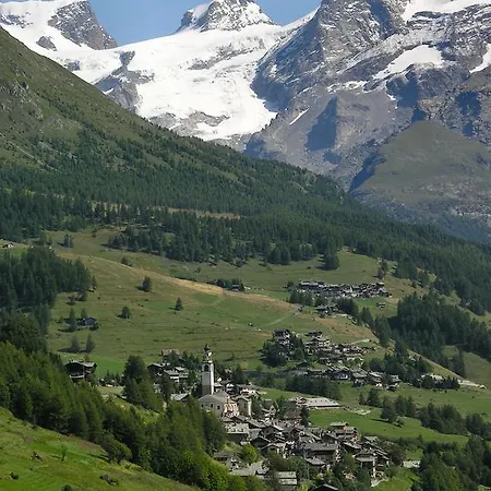 Aparthotel Lo Peyo Champoluc