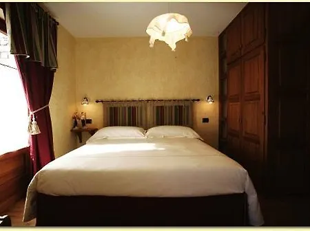 Lejlighedshotel Lo Peyo 3*