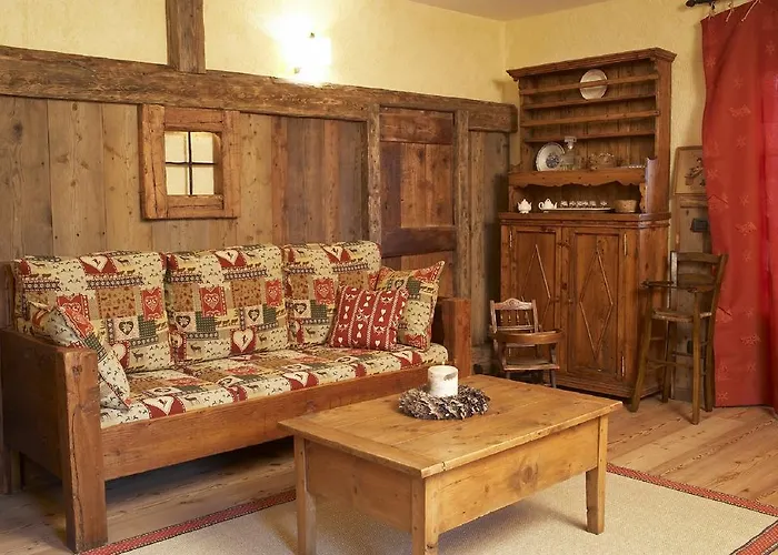 Lo Peyo Aparthotel 3*